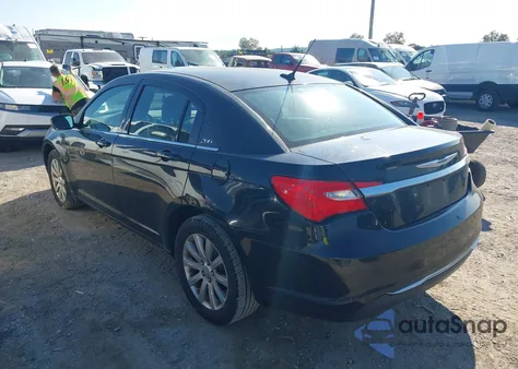 2011 Chrysler 200 Touring из США, поврежденный, VIN 1C3BC1FB0BN542708